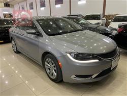 Chrysler 200